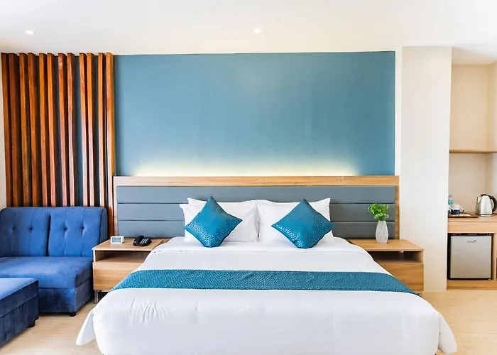 Dulcee Hotel Naga (Cebu)