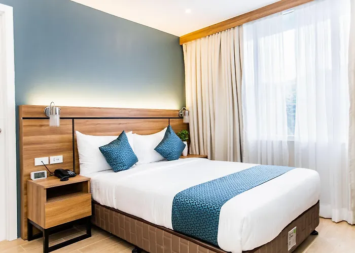 Dulcee Hotel *
